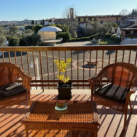 Garda Getaway Apartment Manerba del Garda